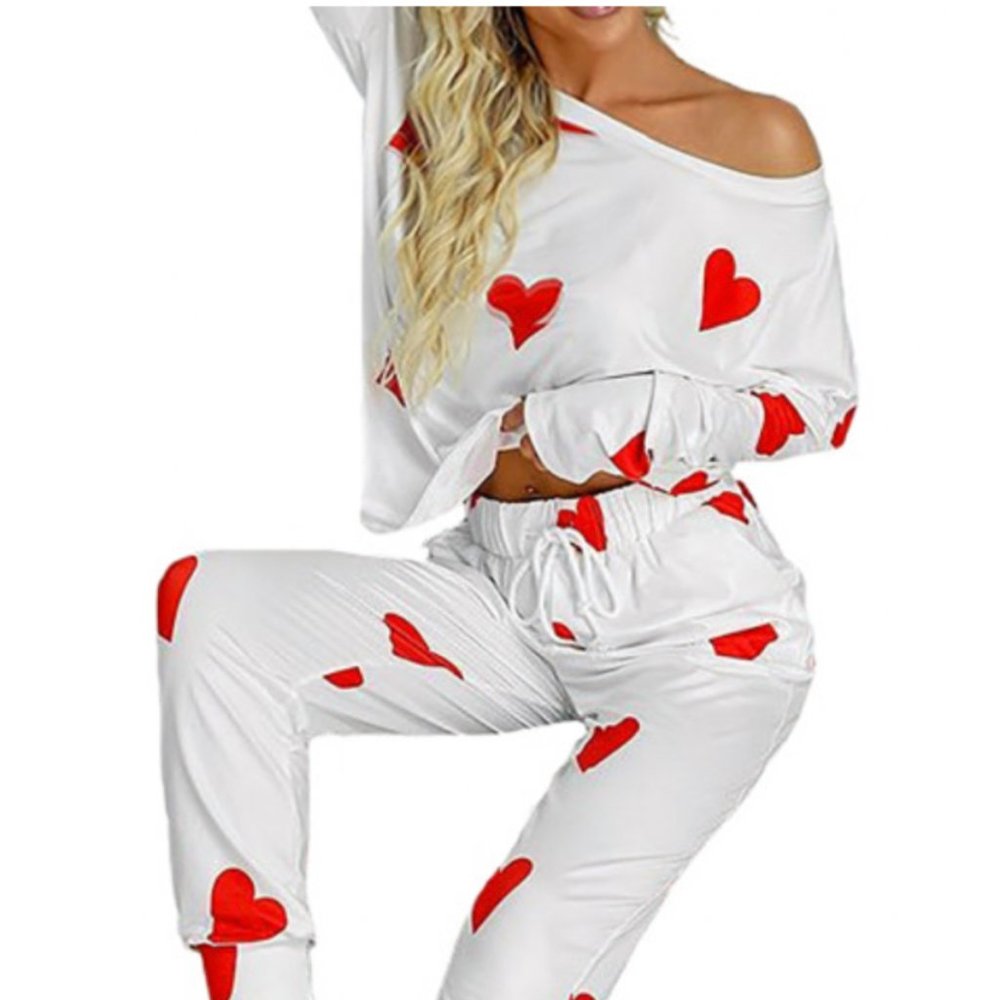 ❤️ LAST TWO! Valentine's Day Heart Pajamas Lounge Set - Picture 2 of 13
